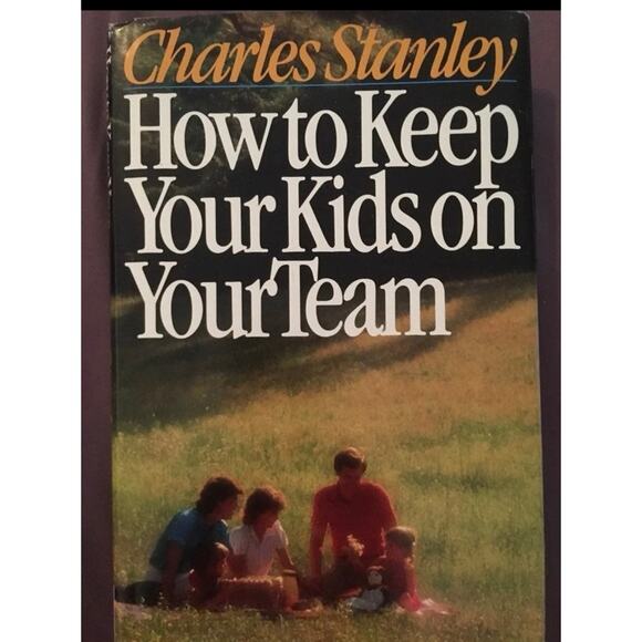 How to‎ keep your kids on your team book - Picture 1 of 1